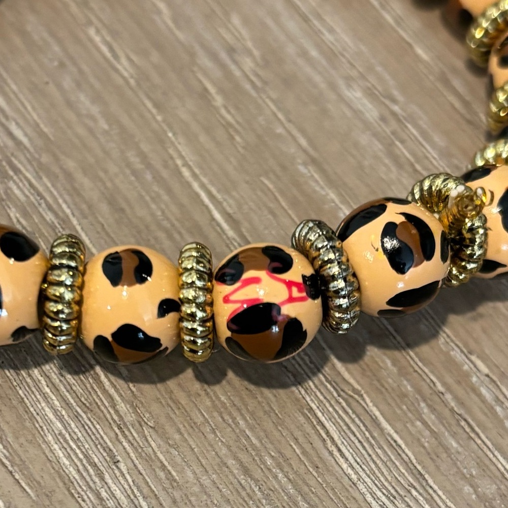Angela Moore leopard beaded bracelet - Picture 2 of 2